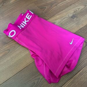 Pink Nike Pros, 5in, Medium